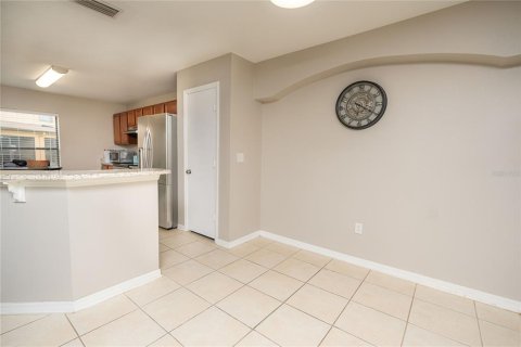 Townhouse in Brandon, Florida 3 bedrooms, 144.74 sq.m. № 1840277 - photo 15