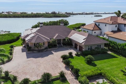 House in Nokomis, Florida 3 bedrooms, 274.99 sq.m. № 2100502 - photo 20