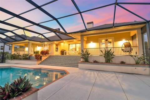 House in Nokomis, Florida 3 bedrooms, 274.99 sq.m. № 2100502 - photo 9