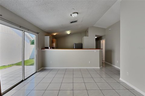 Villa ou maison à louer à Winter Park, Floride: 3 chambres, 101.82 m2 № 2395677 - photo 6