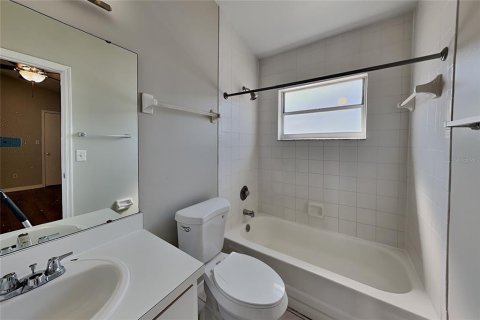 Villa ou maison à louer à Winter Park, Floride: 3 chambres, 101.82 m2 № 2395677 - photo 10