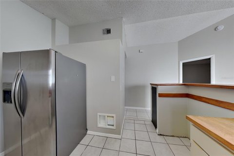 Villa ou maison à louer à Winter Park, Floride: 3 chambres, 101.82 m2 № 2395677 - photo 4