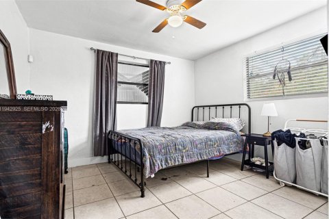 Casa en venta en Hollywood, Florida, 3 dormitorios, 107.58 m2 № 2152776 - foto 16