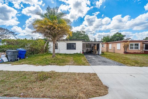 Casa en venta en Hollywood, Florida, 3 dormitorios, 107.58 m2 № 2152776 - foto 25