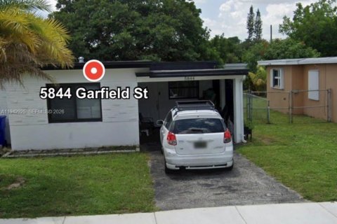 Casa en venta en Hollywood, Florida, 3 dormitorios, 107.58 m2 № 2152776 - foto 2