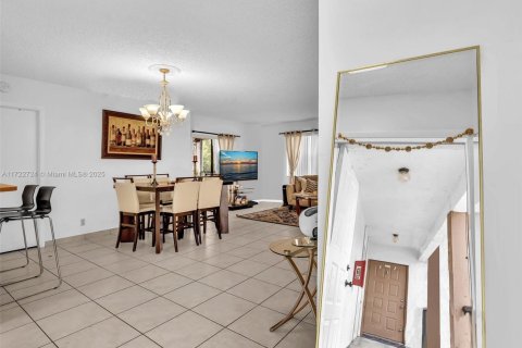 Condo in Coral Springs, Florida, 3 bedrooms  № 1473475 - photo 3