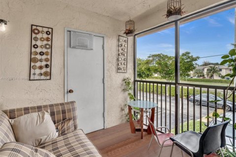Condo in Coral Springs, Florida, 3 bedrooms  № 1473475 - photo 10