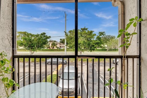 Condo in Coral Springs, Florida, 3 bedrooms  № 1473475 - photo 11