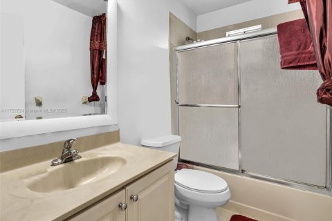 Condo in Coral Springs, Florida, 3 bedrooms  № 1473475 - photo 23