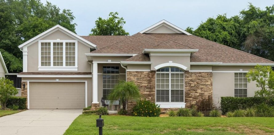 House in Oakland, Florida 4 bedrooms, 295.62 sq.m. № 1912855