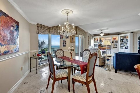 Condo in Hutchinson Island South, Florida, 4 bedrooms  № 1723655 - photo 13
