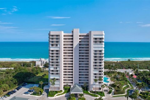 Condo in Hutchinson Island South, Florida, 4 bedrooms  № 1723655 - photo 1