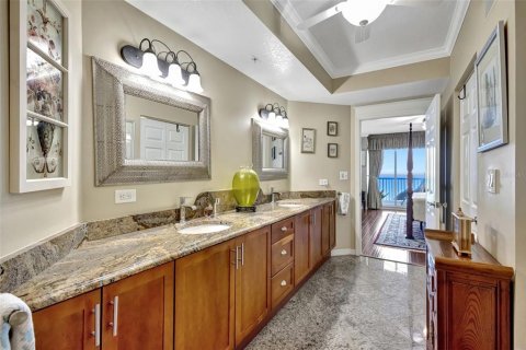 Condo in Hutchinson Island South, Florida, 4 bedrooms  № 1723655 - photo 22