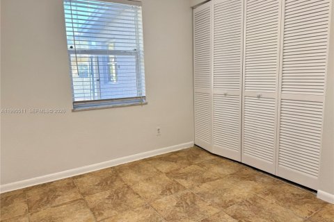 Casa en alquiler en Port St. Lucie, Florida, 3 dormitorios, 137.03 m2 № 2057916 - foto 18