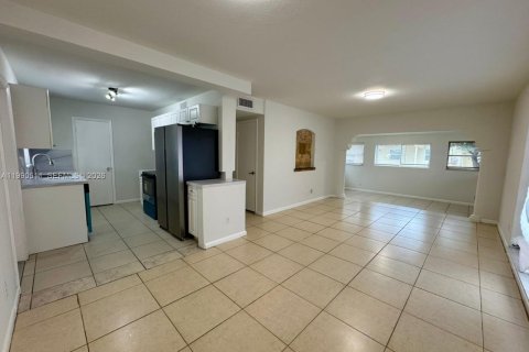 Casa en alquiler en Port St. Lucie, Florida, 3 dormitorios, 137.03 m2 № 2057916 - foto 10