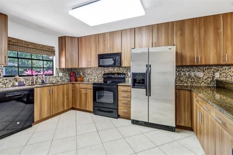 Купить таунхаус в Нейплс, Флорида 4 комнаты, 133.87м2, № 2426029 - фото 6
