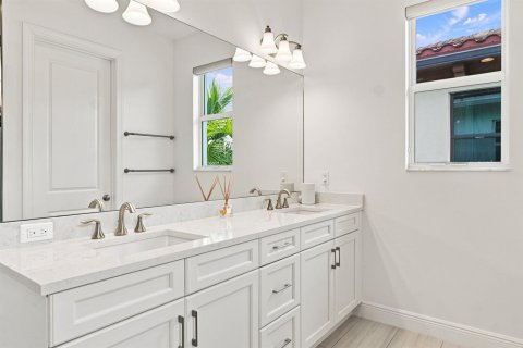Villa ou maison à vendre à Palm Beach Gardens, Floride: 4 chambres, 308.99 m2 № 2296147 - photo 20