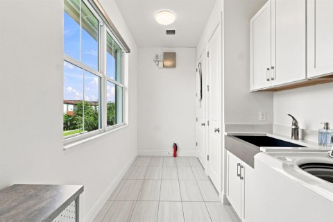 Villa ou maison à vendre à Palm Beach Gardens, Floride: 4 chambres, 308.99 m2 № 2296147 - photo 28
