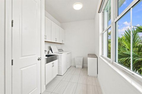 Villa ou maison à vendre à Palm Beach Gardens, Floride: 4 chambres, 308.99 m2 № 2296147 - photo 27