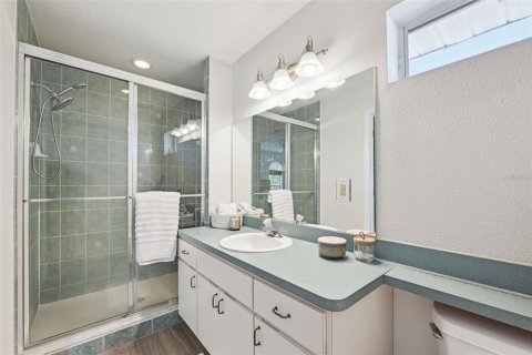 House in Tarpon Springs, Florida 4 bedrooms, 222.5 sq.m. № 1662234 - photo 23
