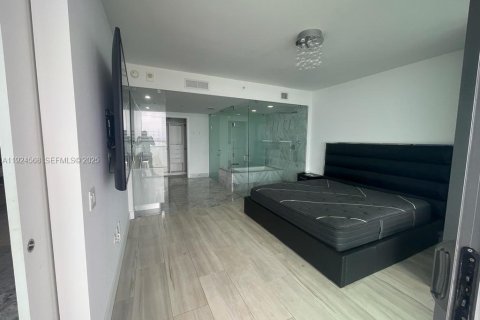 Copropriété à louer à Miami, Floride: 1 chambre, 89.09 m2 № 1982933 - photo 11