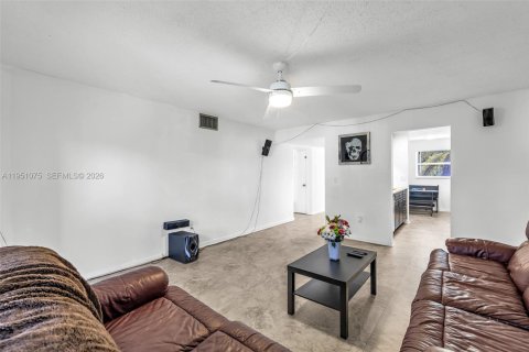 Condominio en venta en Coral Springs, Florida, 2 dormitorios, 95.69 m2 № 2153120 - foto 10
