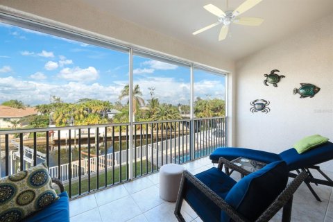 Condo in Cape Coral, Florida, 2 bedrooms  № 1546145 - photo 28