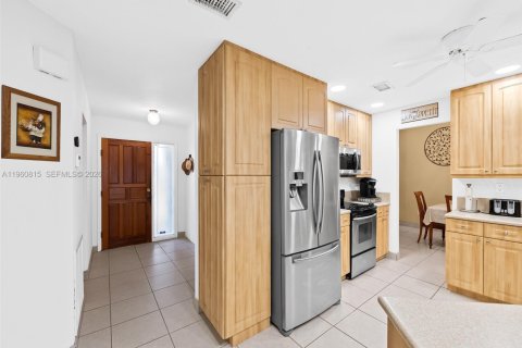 Villa ou maison à vendre à Cooper City, Floride: 3 chambres, 212.56 m2 № 2024602 - photo 6