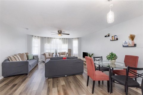 Copropriété à louer à Kissimmee, Floride: 3 chambres, 126.07 m2 № 2136959 - photo 9