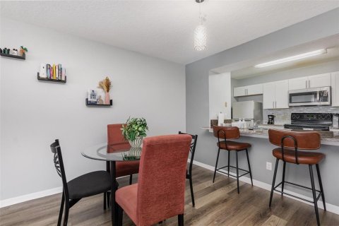 Copropriété à louer à Kissimmee, Floride: 3 chambres, 126.07 m2 № 2136959 - photo 11