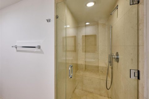 Copropriété à louer à Miami, Floride: 1 chambre, 68 m2 № 2188272 - photo 18