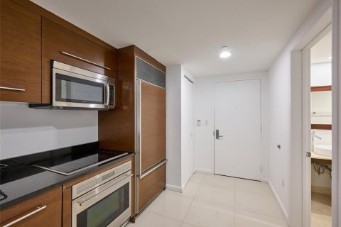 Copropriété à louer à Miami, Floride: 1 chambre, 68 m2 № 2188272 - photo 20