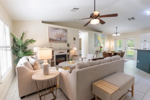 Villa ou maison à louer à Lake Placid, Floride: 3 chambres, 154.59 m2 № 1950573 - photo 18