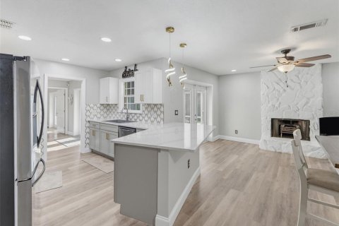 Villa ou maison à vendre à Clearwater, Floride: 3 chambres, 165.37 m2 № 2399398 - photo 17