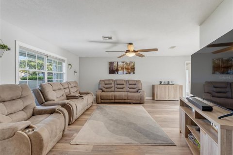 Villa ou maison à vendre à Clearwater, Floride: 3 chambres, 165.37 m2 № 2399398 - photo 9