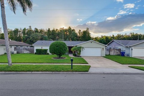 Villa ou maison à vendre à Clearwater, Floride: 3 chambres, 165.37 m2 № 2399398 - photo 4