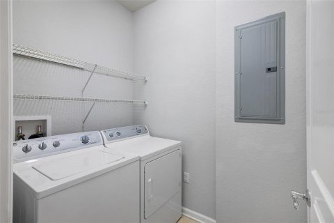 Touwnhouse à louer à Windermere, Floride: 3 chambres, 155.15 m2 № 2105267 - photo 12