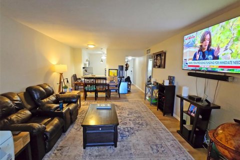 House in Bradenton, Florida 2 bedrooms, 104.05 sq.m. № 1427888 - photo 13