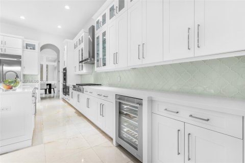 Снять в аренду виллу или дом в Паркленд, Флорида 5 спален, 441.29м2, № 2003716 - фото 11