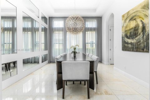 Снять в аренду виллу или дом в Паркленд, Флорида 5 спален, 441.29м2, № 2003716 - фото 14