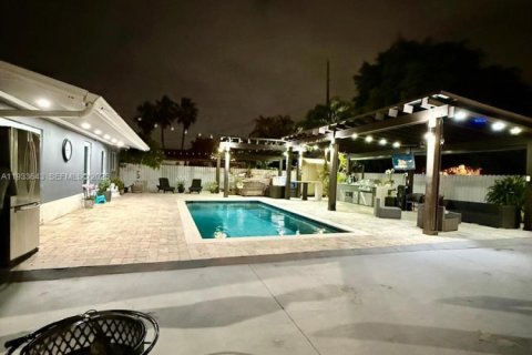 Villa ou maison à vendre à Miami, Floride: 3 chambres, 115.94 m2 № 1991437 - photo 19