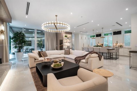 Villa ou maison à vendre à Pinecrest, Floride: 5 chambres № 1989358 - photo 17