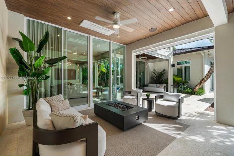 Villa ou maison à vendre à Pinecrest, Floride: 5 chambres № 1989358 - photo 30