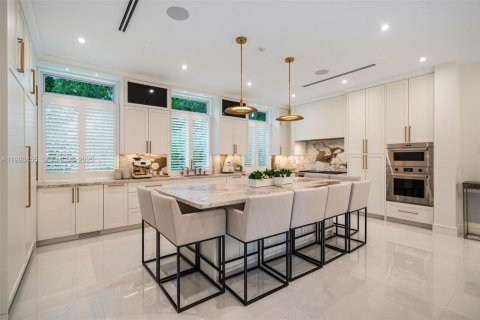 Villa ou maison à vendre à Pinecrest, Floride: 5 chambres № 1989358 - photo 24