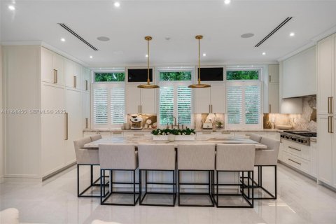 Villa ou maison à vendre à Pinecrest, Floride: 5 chambres № 1989358 - photo 22