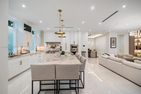 Villa ou maison à vendre à Pinecrest, Floride: 5 chambres № 1989358 - photo 26