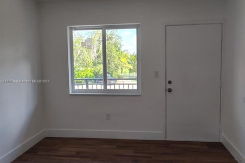 Apartment in Miami Springs, Florida 1 bedroom, 55.74 sq.m. № 1875115 - photo 9