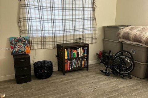 Condo in Pompano Beach, Florida, 2 bedrooms  № 2002767 - photo 30