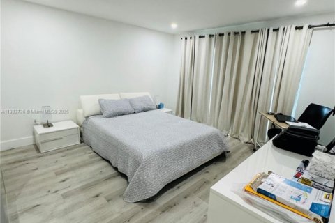 Купить кондоминиум в Хайалиа, Флорида 3 спальни, 118.73м2, № 2091087 - фото 15