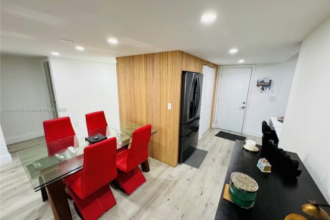 Купить кондоминиум в Хайалиа, Флорида 3 спальни, 118.73м2, № 2091087 - фото 4